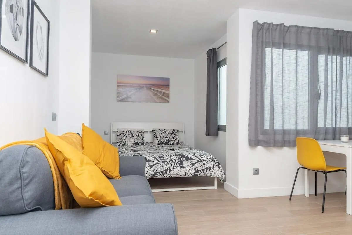 Studio 18 Playa Las Canteras fast wifi Las Palmas de Gran Canaria